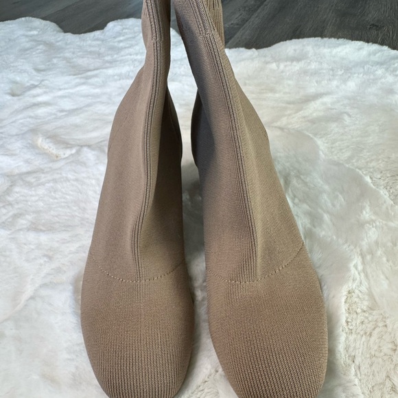 CLEARANCE - MIA Taupe Heeled Boots - Picture 2 of 4